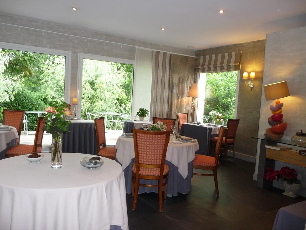 Domaine De L'Echassier, The Originals Relais Hotel Châteaubernard Buitenkant foto