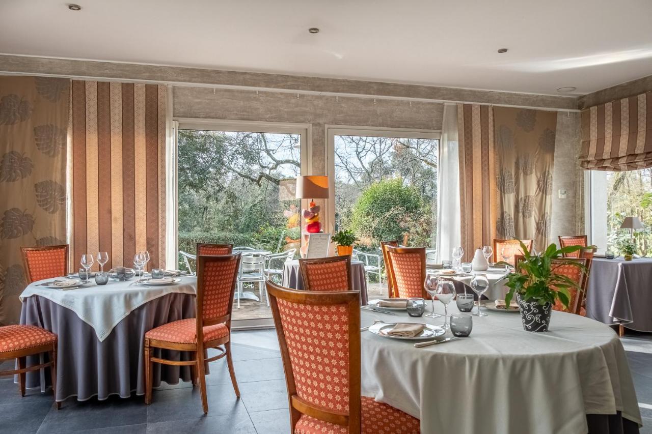 Domaine De L'Echassier, The Originals Relais Hotel Châteaubernard Buitenkant foto
